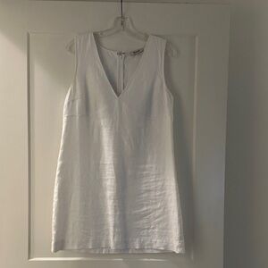 White Sleeveless V-Neck Dress